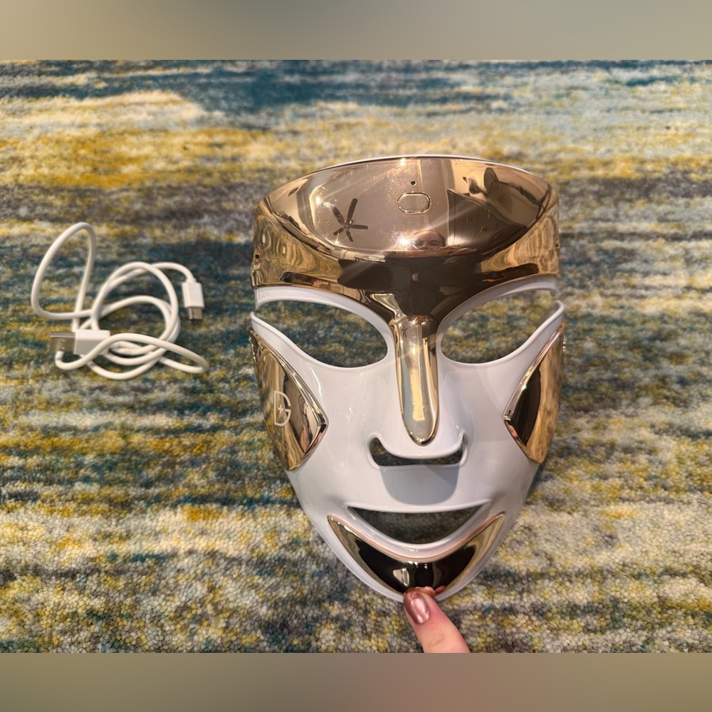 Dr. Dennis Gross DRx SpectraLite FaceWare Pro LED Mask